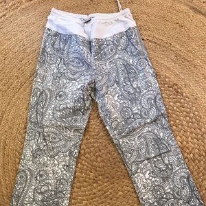 Mimi Maternity Crops, Small